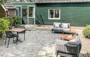 Gorgeous Apartment In Schoonloo With Wifi